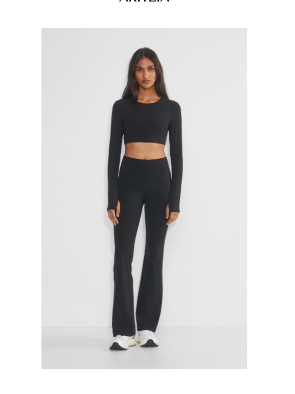 Aritzia - BUTTER Cheeky Hi-Rise Flare Legging